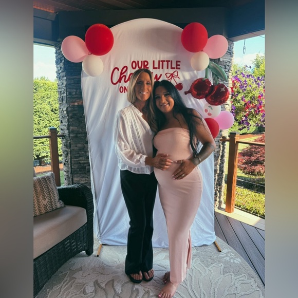 Meet your Posher, Lisa - Picture 3 of 7